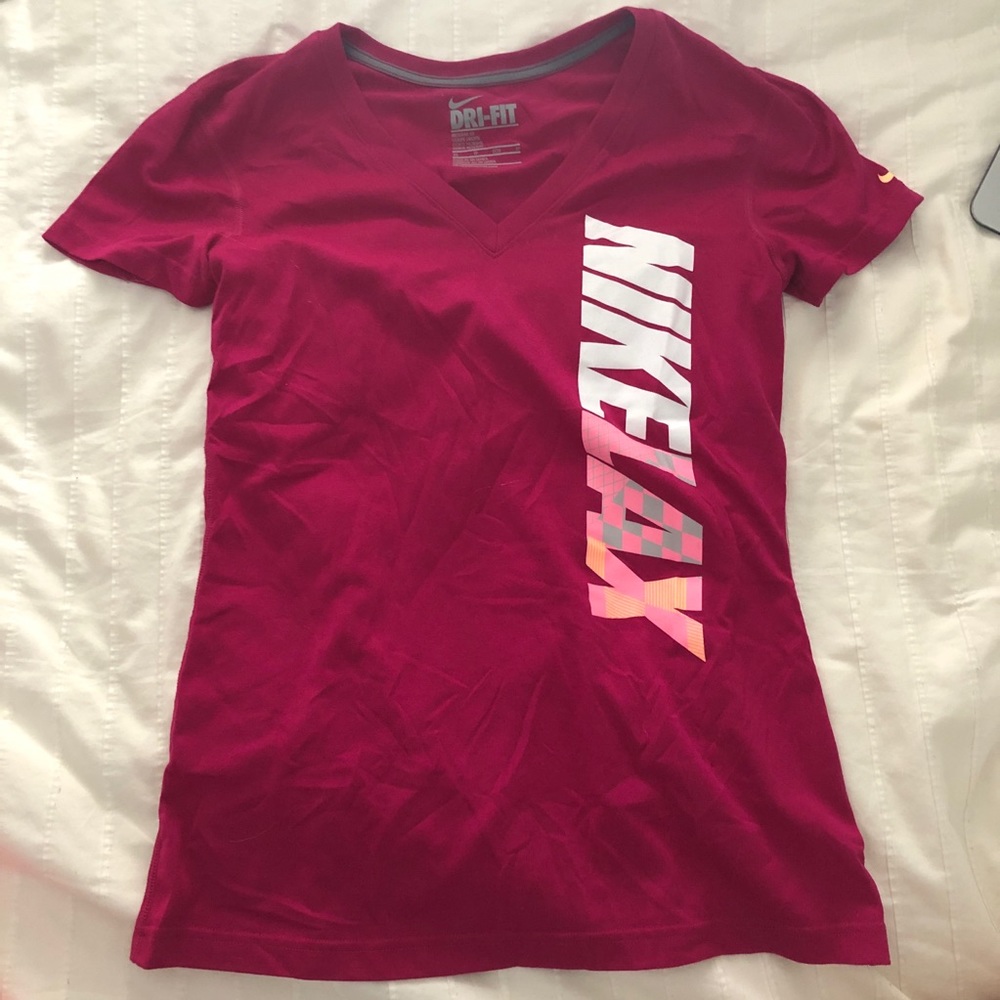 Nike dri-fit v neck